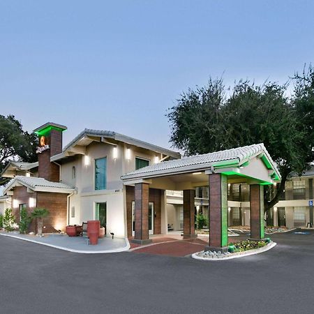 La Quinta Inn By Wyndham Dallas Uptown Exterior foto