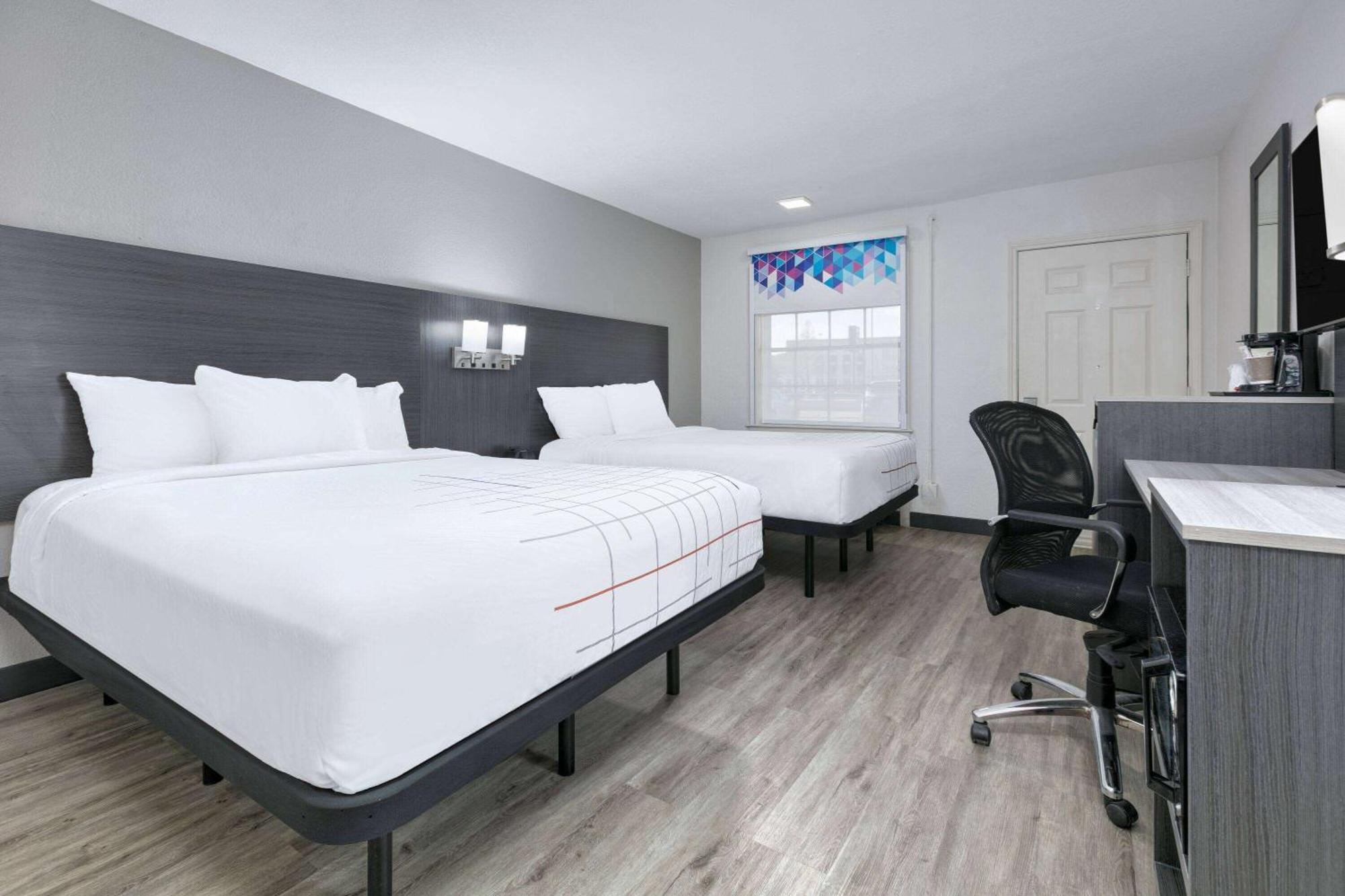 La Quinta Inn By Wyndham Dallas Uptown Exterior foto