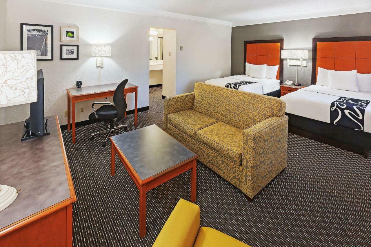 La Quinta Inn By Wyndham Dallas Uptown Exterior foto